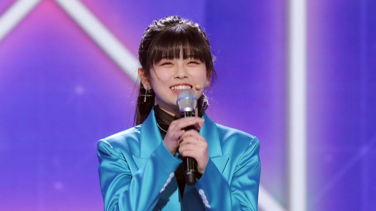 明日9時ごろ〜、「NiziU」企画🌈 メンバー9人のロングインタビューで