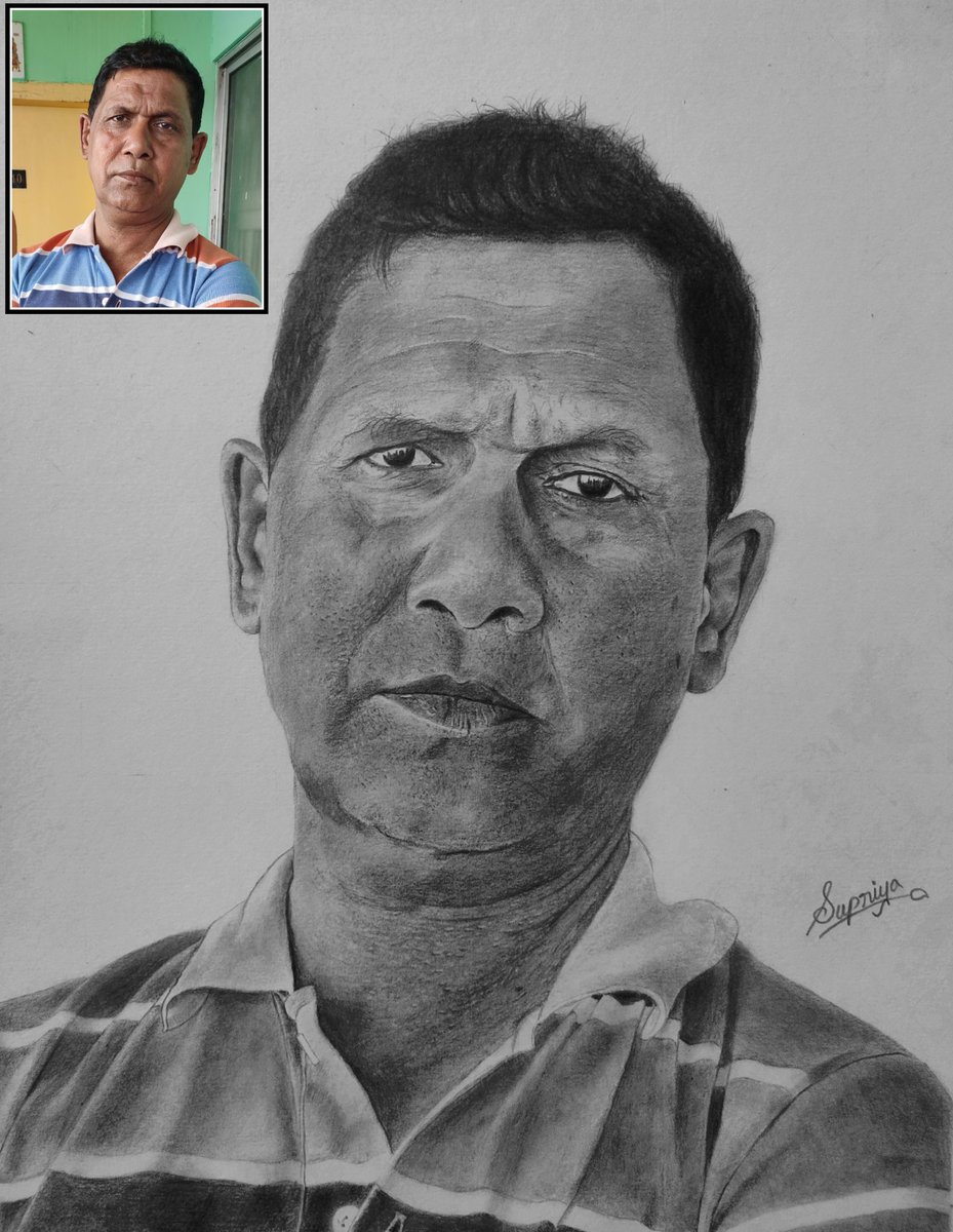 Supriya2992's tweet photo. 𝙄 𝙝𝙖𝙫𝙚 𝙢𝙮 𝙤𝙬𝙣 𝙨𝙪𝙥𝙚𝙧𝙝𝙚𝙧𝙤, 𝙢𝙮 𝘽𝙖𝙗𝙖❤

#portrait

In frame - || বাবা ||

Art by me - || @Supriya88298530 || 🙋🏻‍♂️

Medium -  cartridge paper 

【 Contact 9064419338 for your own portrait 】

#portrait #father #drawing #hyper_realistic #pencil_drawing #graphite https://t.co/eYrgftAI5I