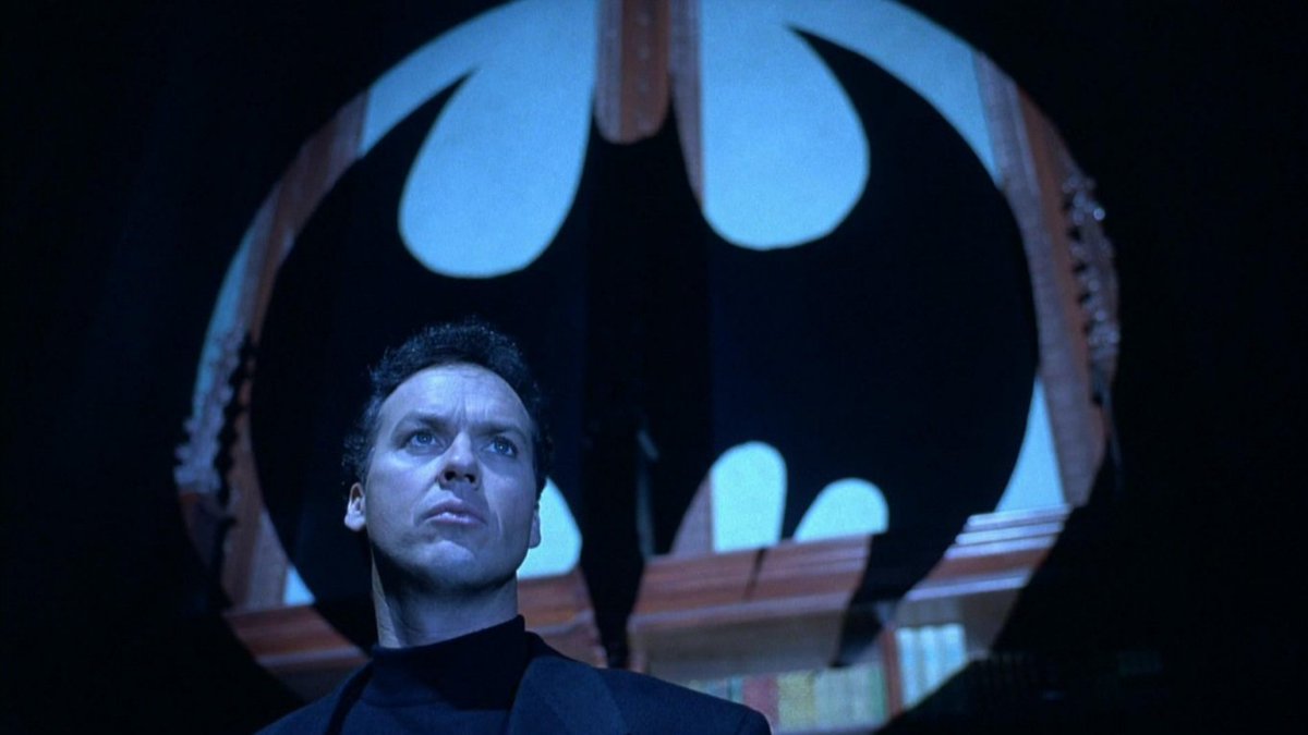 BatmanTheSavior's tweet photo. Describe Michael Keaton's Batman in 1 word https://t.co/qkbdh6cyOv