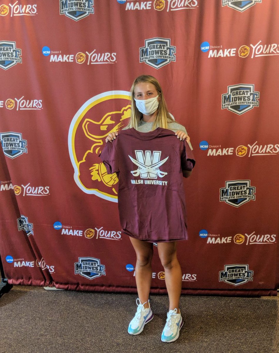 KalliSowers's tweet photo. Go Cavs! #RollCavs #Walshin 🥎💛 https://t.co/TjvR4CxYIq