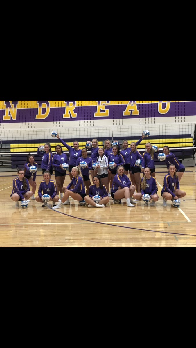 Sneak peak at our rockin’ team 🤘🏻