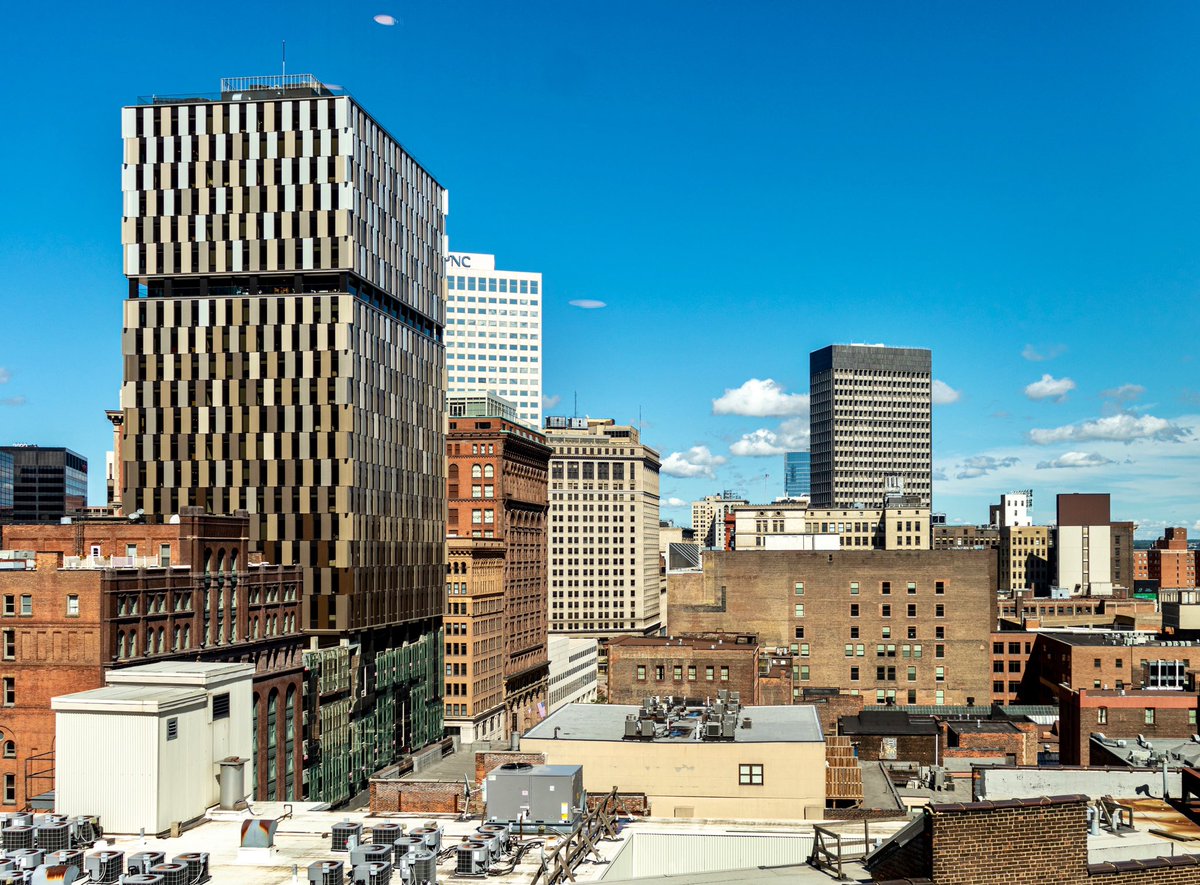 The views—not only from the rooftop but throughout the building—are truly unmatched.