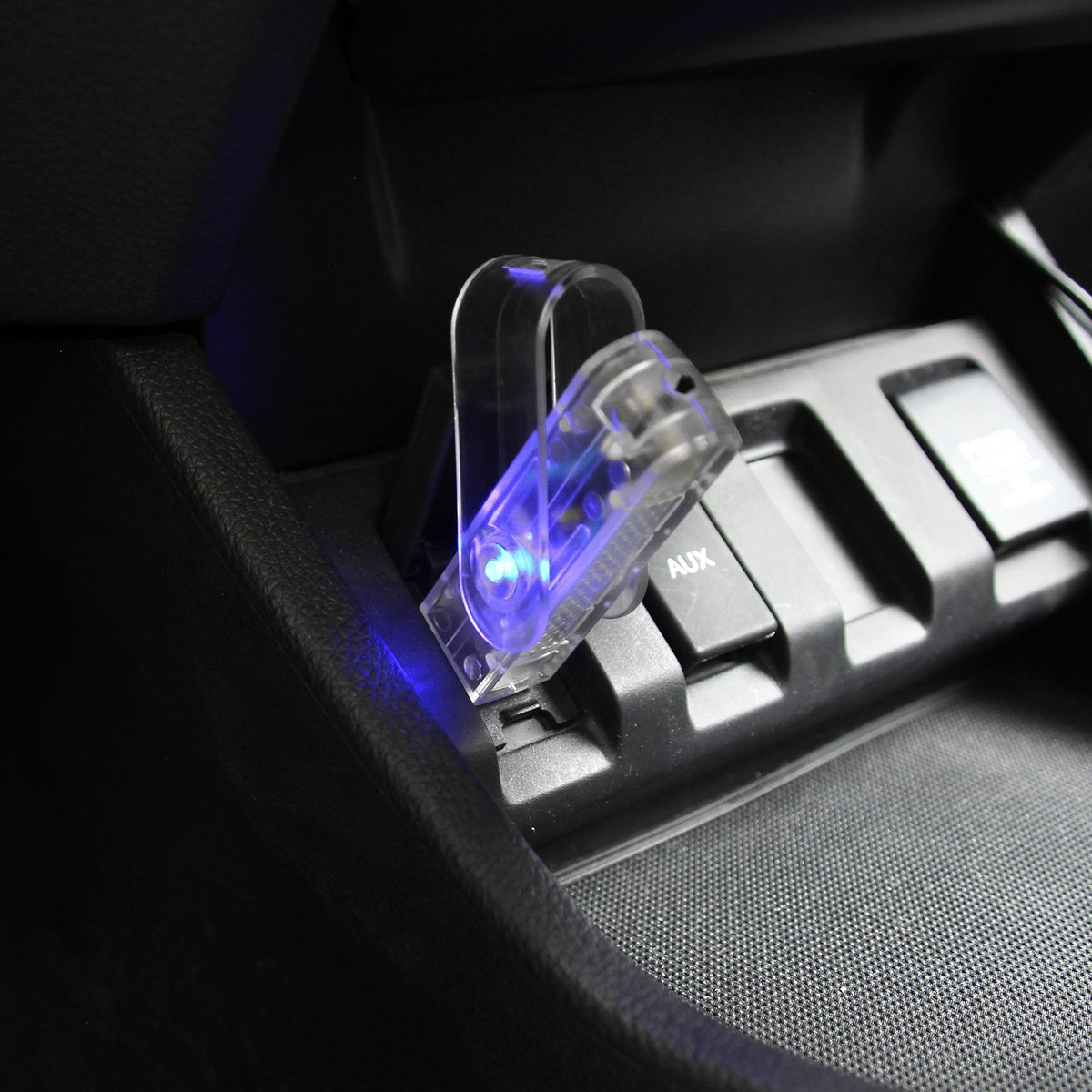 IONKINI's tweet photo. 🌿Clean air improves your productivity and creativity.
💻🏠🚗MADE FOR YOUR COMPUTER, HOME AND CAR.
IONKINI Translucent USB Air Purifier Ionizer JO-723
More information: https://t.co/225JoAfw3w
#IonicAirPurifier #USBAirPurifier #USBIonizer https://t.co/4PzAd19tRt
