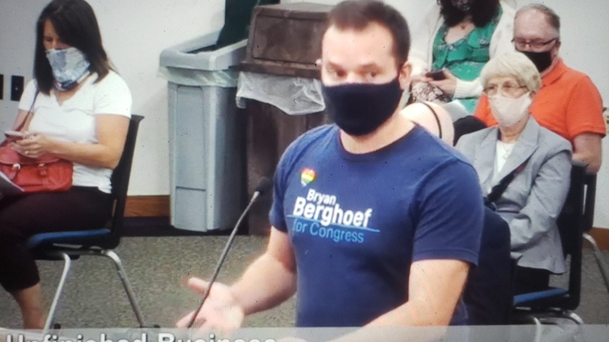 The next speaker has a  @pubtheologian shirt on (donate to his campaign, lots of homophobes here are voting for his opponent). He wants this ordinance passed unamended.