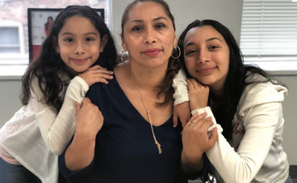 lorellapraeli's tweet photo. Alejandra Juarez’s home is here. She should be with Estela in the U.S.
 
On November 3rd, vote to keep families together. #BringAlejandraHome #DNC2020 https://t.co/dZCTN1R3pr