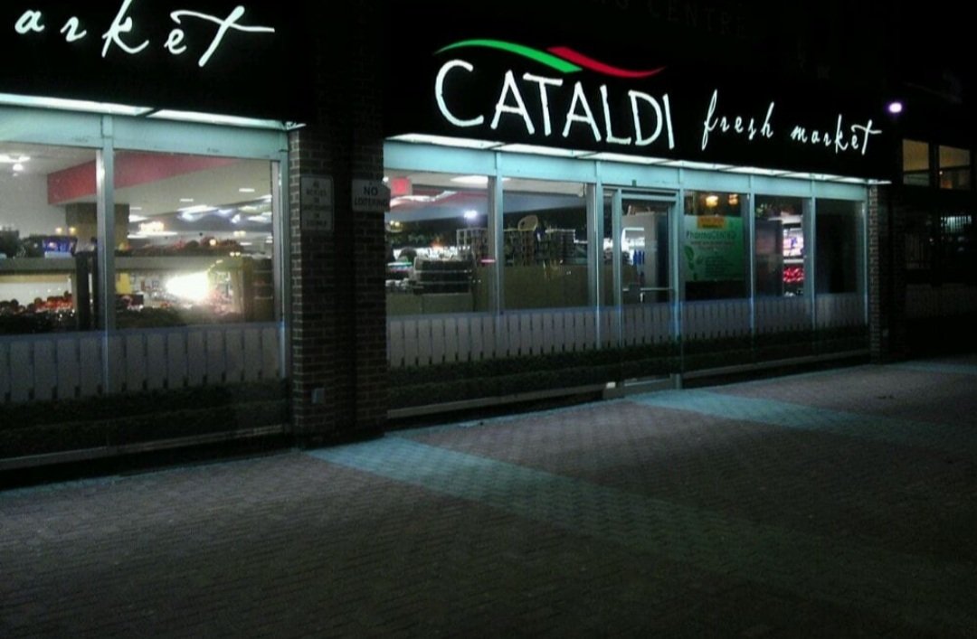 MARC_PatL's tweet photo. Excited to announce that Cataldi Fresh Market in the heart of Woodbridge on Market Lane and the Grand opening store will be participating in our Bagvertising program. #MARCAdvertising #WhereWeWork #spotsfillingfast #uniquebrand 🇮🇹👌 https://t.co/eCxOyema8d