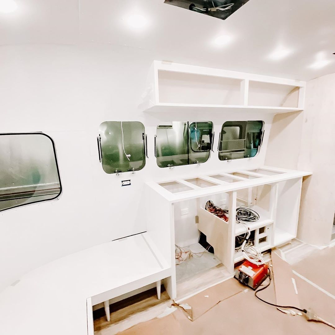 TimelessDenver's tweet photo. We are super excited to be working with @spaklbands on their custom Pop-Up Trunk-Show Airstream Rosie
Stay tuned as we post more about Rosie the Airstream ❤️.
#airstream #experiencialmarketing #trunkshows https://t.co/cyJfGZPYGa