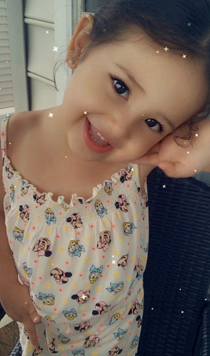 Alissa2613's tweet photo. My sun-kissed little babe 😍🥰 #VacationVibes https://t.co/kd5IIzbxDQ