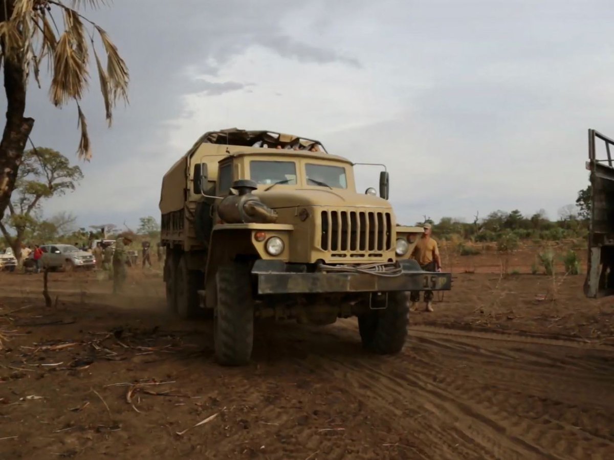 Russian private military contractors in CAR with Ural-4320 trucks. 7/ https://t.me/grey_zone/4274 