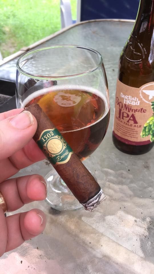 cigarweekly's tweet photo. The 1502 Emerald was the first cigar I smoked when I met Gary "Doc" Laden! ICYMI: On CigarWeekly - 1502 Emerald Box Press Corona! https://t.co/4HAb4XrQa8 #CigarWeekly #CigarReview #IPCPR2017 @1502Cigars Questions? ask @jefslat on the forums! Join today - https://t.co/Vuvn7T15nF https://t.co/OV2E54lvjC