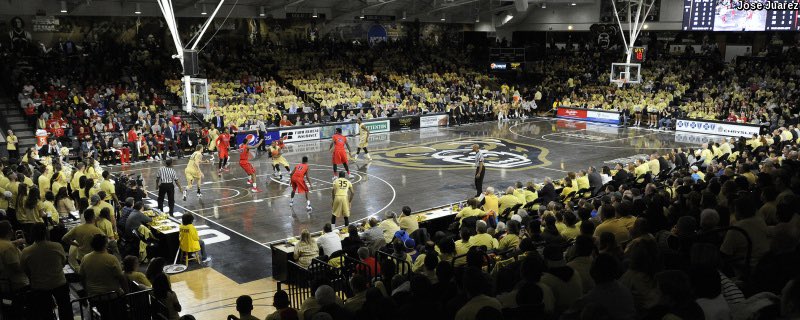 Blessed to receive a scholarship offer from Coach Kampe and Coach Smith at Oakland University!! <a href="/KampeOU/">Greg Kampe</a> <a href="/SmittBonz/">Jeff Smith</a> <a href="/OaklandMBB/">Oakland Men's Basketball</a> <a href="/UA_Hoops/">UniversalAcademyHoops</a> @TerrelleWoody <a href="/PBNATION17U/">PB Nation 17U</a> <a href="/pbnationhoops/">PB Nation 17U</a> #GoGrizzlies