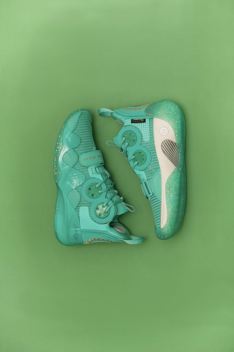 WayofWade's tweet image. The WOW8 “Liberty” arrives this Saturday, 8/22 at WayOfWade.com 🗽