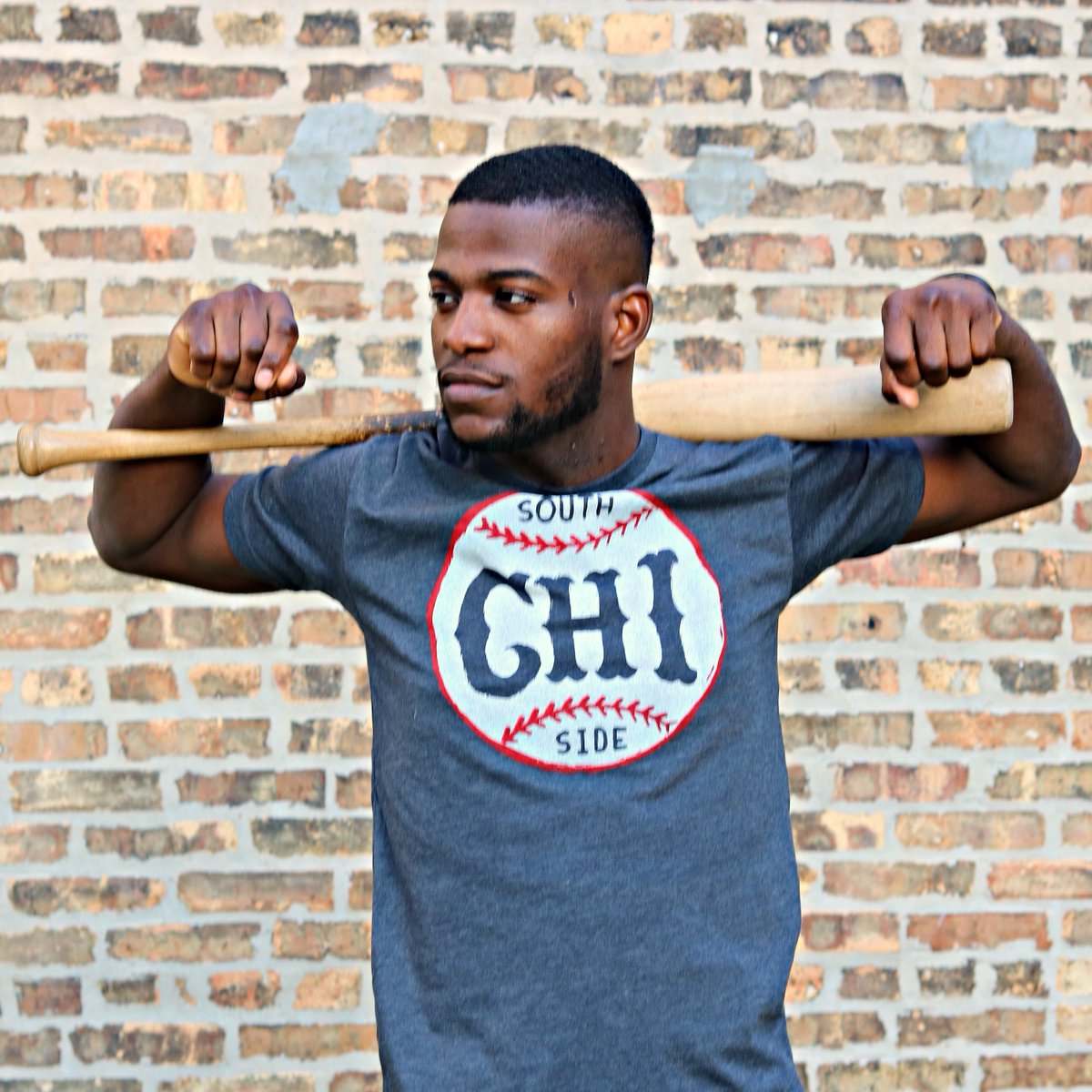 ChitownClothing's tweet photo. We've teamed with our friends at @WhiteSoxHQ for a giveaway! 

RETWEET plus follow us &amp; @WhiteSoxHQ for a chance to win a South Side tee! https://t.co/eZsVqw0J7c