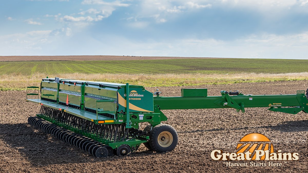 GreatPlains_Ag's tweet photo. Versatility, Innovation, and Simplicity – We Know the Drill. Learn how Great Plains is bringing these key features to producers with the new BD7600 box drill: https://t.co/lcyIhShf9S #GreatPlainsAg #HarvestStartsHere #BD7600 #BoxDrills https://t.co/96fSkUr5su