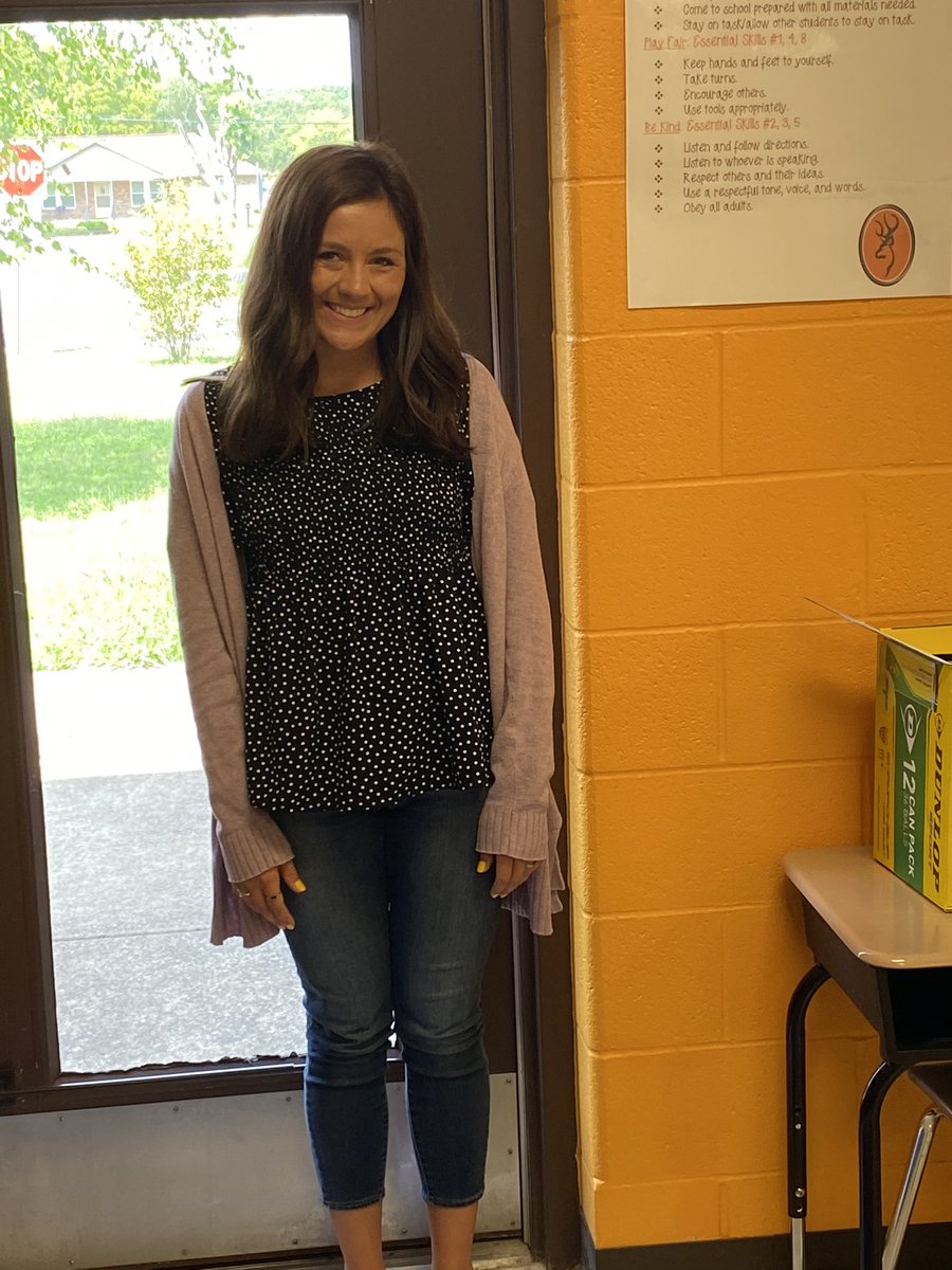 BceKindergarten's tweet photo. Introducing today Miss Dunavant!!! This is her first year teaching at BCE, and she is our Distance Learning Teacher for Kindergarten!!! We know that she already is and will do great things this year!!! 🤎🧡 @goostreek https://t.co/tz7gVTiDLp