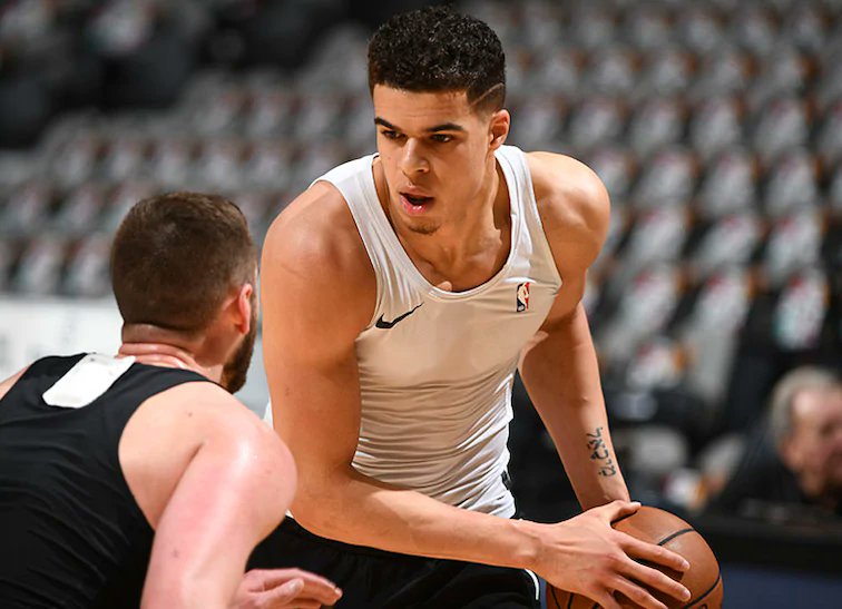 NBACVP's tweet image. 12 equipos dejaron escapar a Michael Porter Jr. en el #Draft2018. Jerome Robinson fue elegido una posición antes por los #Clippers. Los #Nuggets confiaron en el alero y él está devolviendo toda esa confianza. #Denver tiene un diamante en bruto.