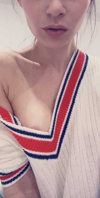 Taste me 👅 https://t.co/k5XJxANyPW https://t.co/HVTAuBmTux<a href="/tag/mirrormonday"class="tags"><span>#mirrormonday</span></a>