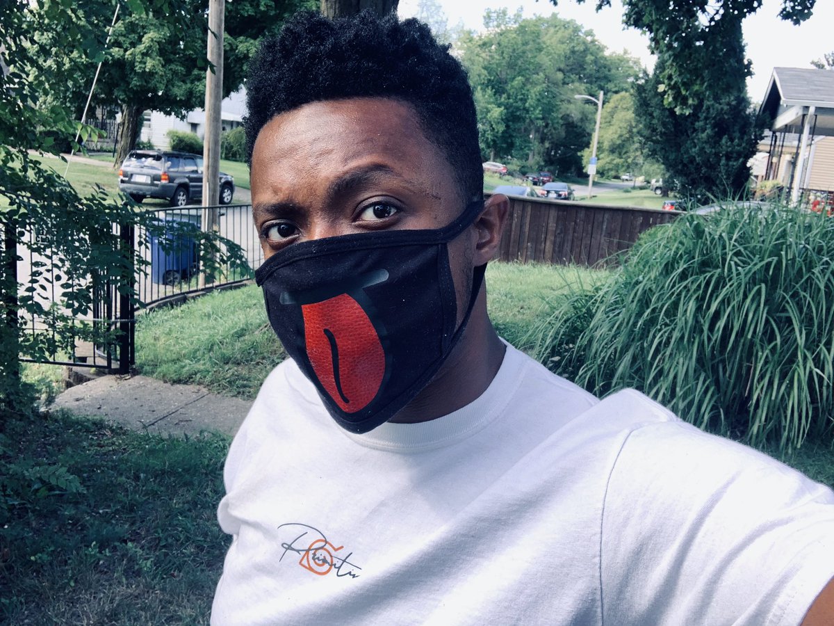 ChrisSumlin's tweet image. Friendly Reminder to cover your #MOUF @MoufWorldWide 👅🌎