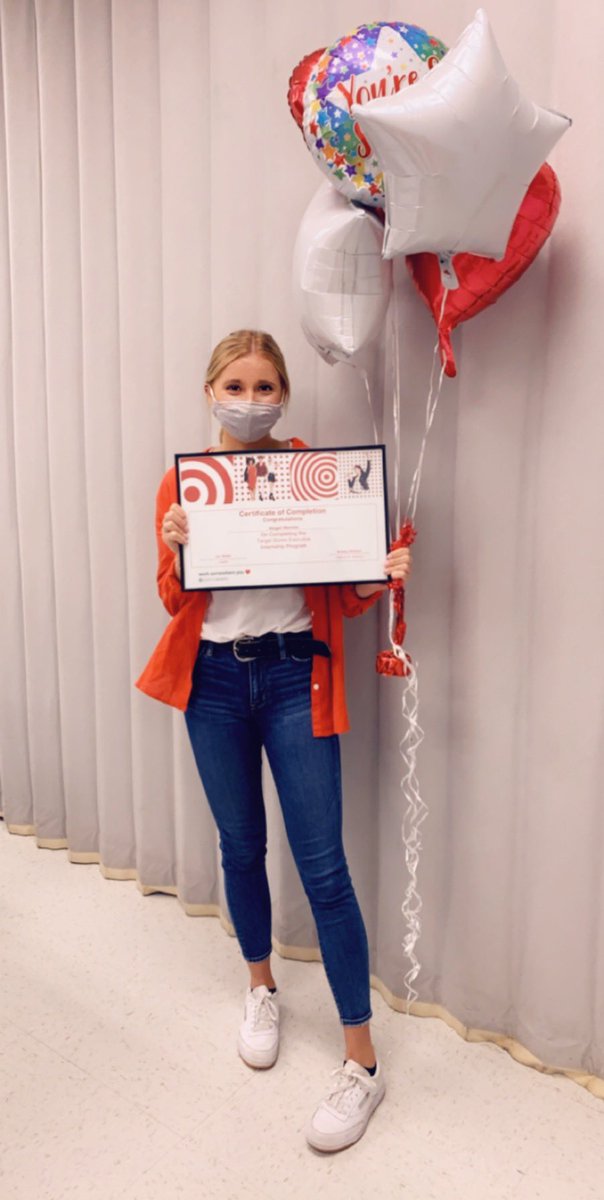 So excited to see all of the awesome things @AbigailManske is going to do in her future with 🎯 Target. We are so proud of you and thankful to have you in D110.  #worksomewhereyoulove #TargetInterns  #target