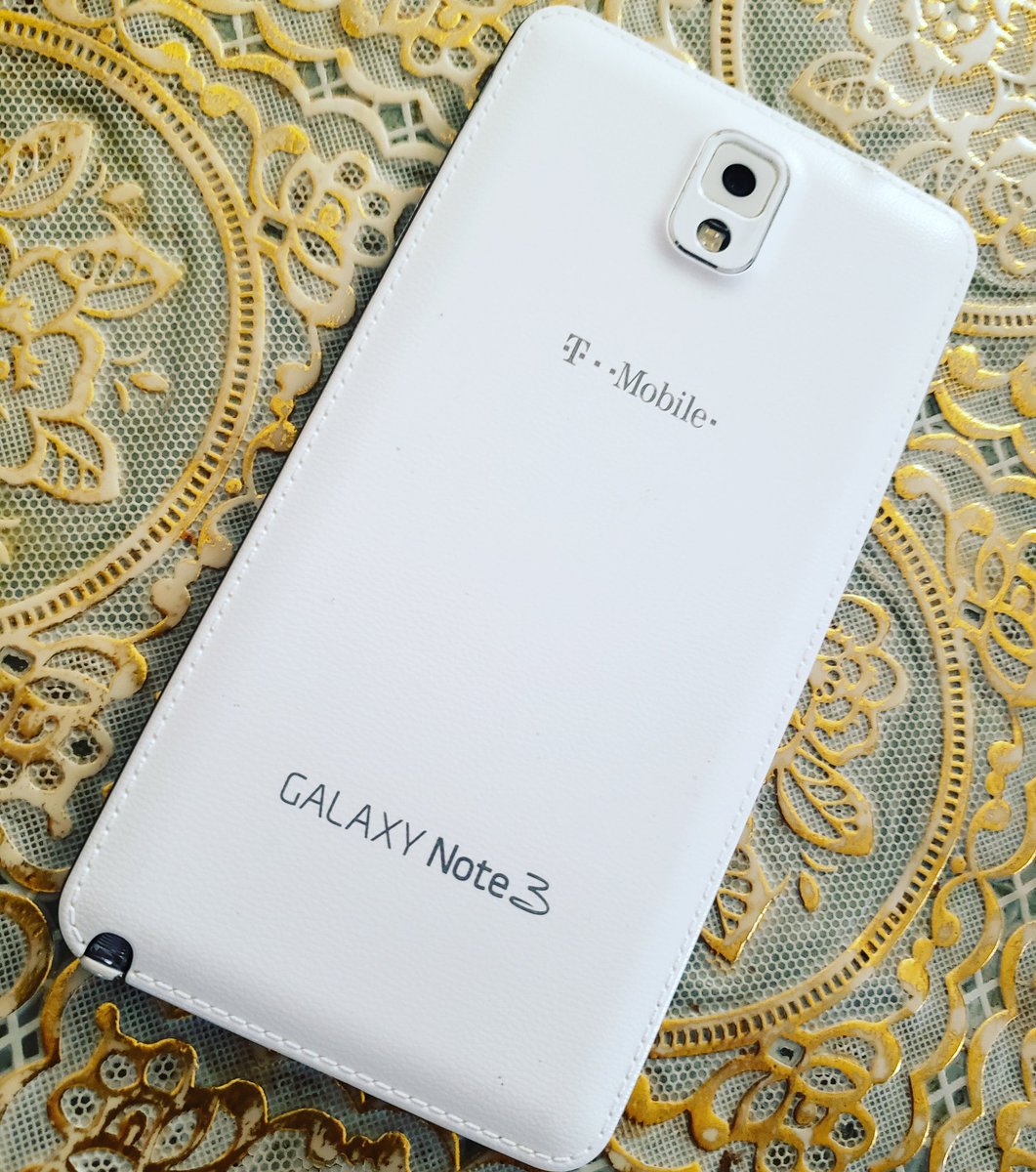 dadasexy's tweet photo. Time for upgrade to #SamsungNote20Ultra say goodbye to #samsungnote3 @SamsungMobileUS #withGalaxy #samsung @TMobile https://t.co/SPmacla4DB