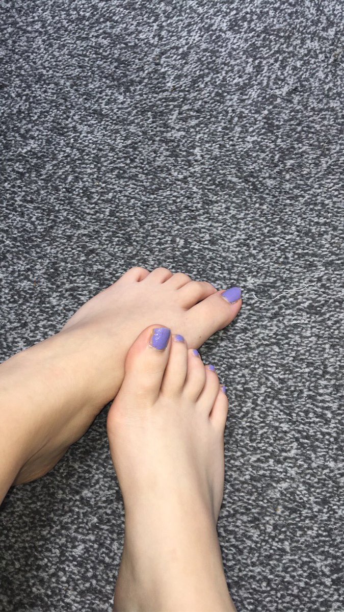 Devons Feet 🦶🏼✨ tweet media