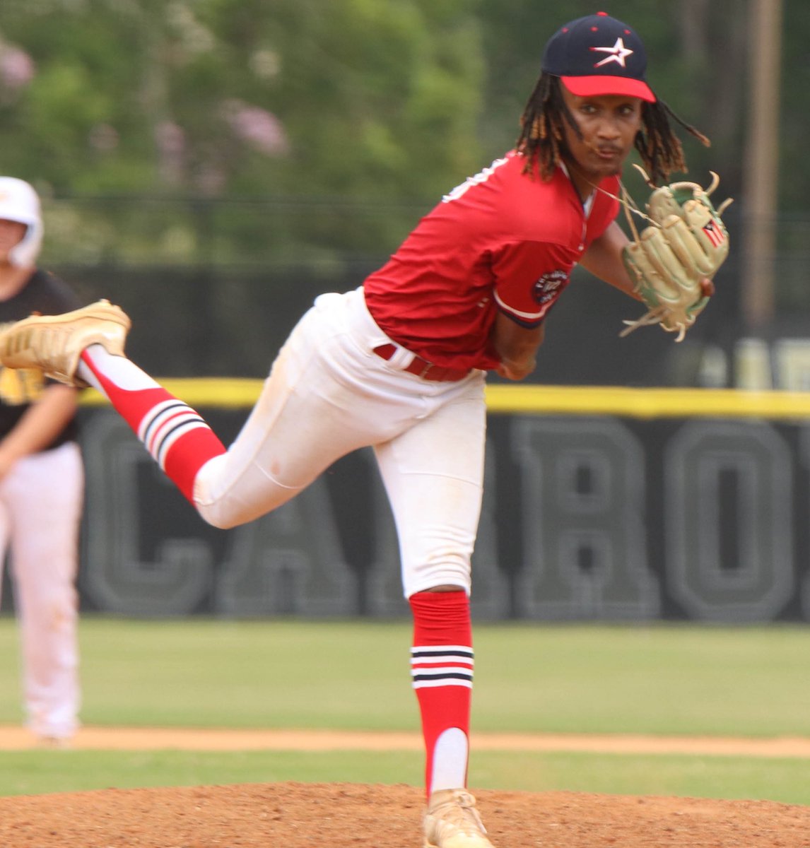 STARSBASEBALLVA's tweet image. Stars Baseball Carroll win 3-1 @DiamondNationNJ behind a combined 15K’s &amp;amp; 1 hit
RHP @krob024 @statesmenbsbll Texas Tech commit
RHP @jacksonbairdd @GoBHSBaseball GMU commit
RHP @Diegobarrett7 @hyltonbasebll GMU commit