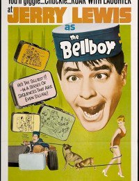 centrados en el personaje de Lewis, que siempre era un joven con un nuevo trabajo, como el personaje principal en “The Bellboy” (1960, su primera película dirigida), “The Errand Boy” (1961, director, además),