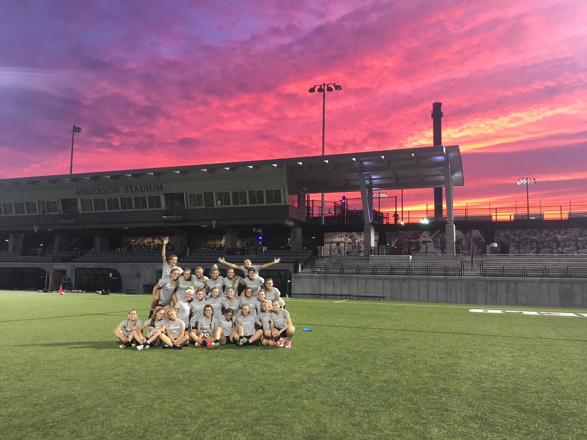 SeASheLLs143's tweet photo. @NCAASoccer @LSUSoccer @PurdueSoccer FRIARTOWN. 
@PC_WomensSoccer @PCAthletics https://t.co/iqE3X1sTxC