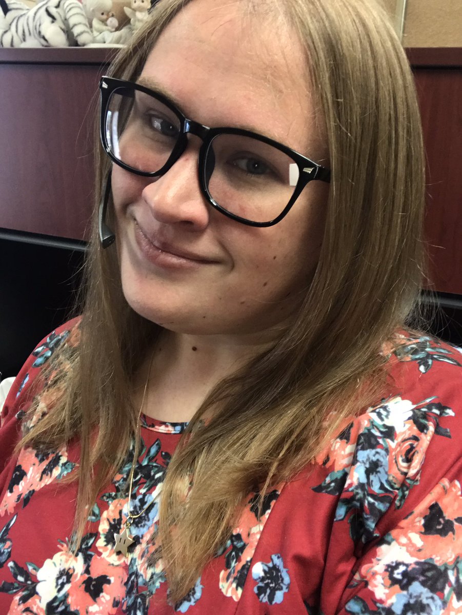 LadyLevelUp's tweet image. Recently my eyeballs have been hurting from too much screen time at work. Got my first pair of blue light blockers and oh man I’ve been doing this wrong!