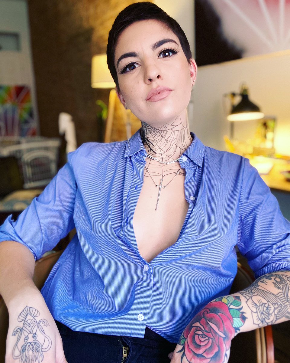 Rachael Madori on X: You can't fill that hole in your heart with money,  drugs or cars. t.coxmatgJkyrb  X