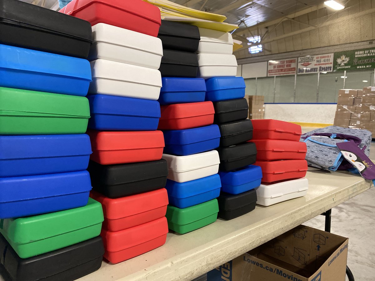 drewdilkens's tweet photo. Truly inspiring to see our community coming together to donate backpacks and school supplies as part of @UnitedWayWEβs #BackpacksForSuccess program. Thank you to donors, volunteers and @CUPE82 for helping stuff and distribute the backpacks. You are why #YQGStandsStrong! https://t.co/ays91aXEpK