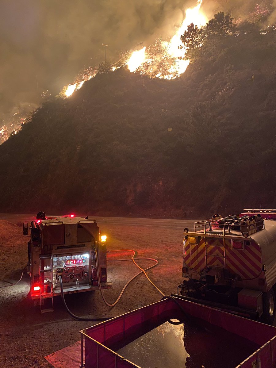 CaitlinKSBW's tweet image. Big Sur Fire volunteers say it was a strange start to the #DolanFire last night. When crews were arriving on scene someone threw rocks at their rigs. Unclear if that someone is connected to the suspected arsonist under arrest for starting the fire. Photo Credit: Marcus Foster