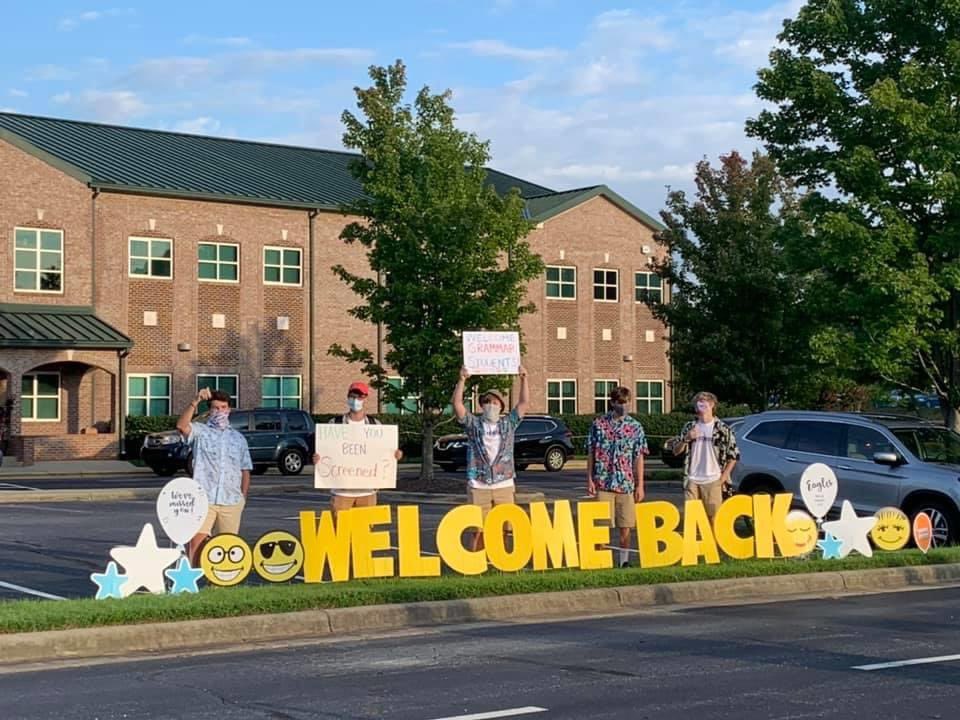 CaldwellEagles's tweet photo. Great to see some of our senior student-athletes welcoming our school community back today! #caeagles #riseup #cafirstday https://t.co/9mbNYB2NAW