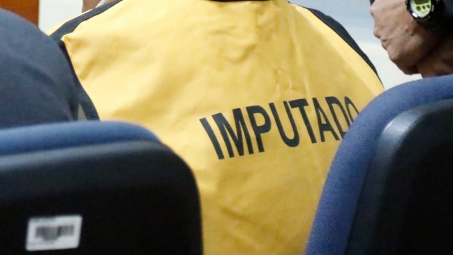 Acusado de apuñalar a su hermano y amenazar de muerte a su madre va preso #CooperativaEnCasa tinyurl.com/yxcgc8gg