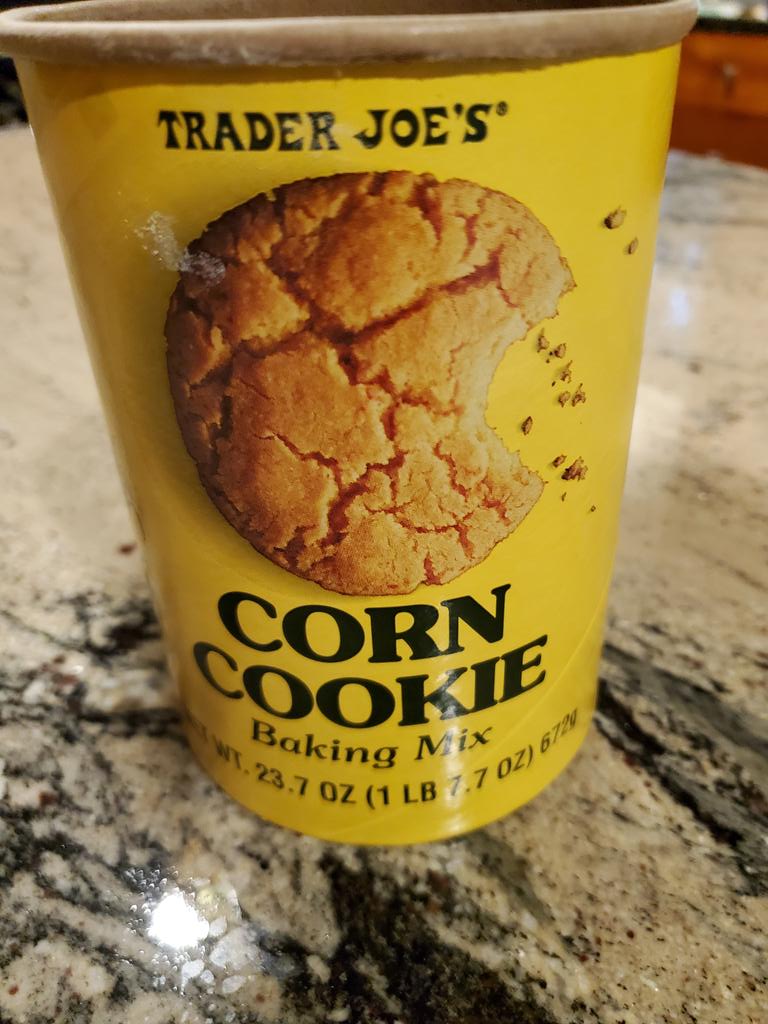Veggievangelist's tweet image. If you see this in your Trader Joe's, get it. These are some seriously #goodcookies #TraderJoes