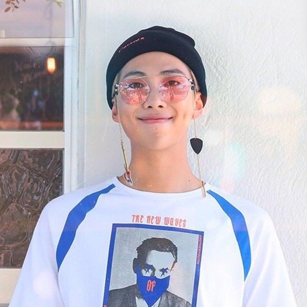 gcfbrajin's tweet photo. namjoonie, obrigada por ser sempre uma das minhas maiores fontes de inspiração, você eh um ser extremamente precioso por tudo oq vc faz, você eh um ser lindo, tenho muito orgulho de você e do homem incrível que és, obrigada por ser o meu neném
#OuRMagnificMan https://t.co/UTnsLW3uRT