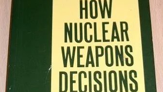 Scilla Elworthy founded ORG in 1982 to find out who on Earth was making nuclear weapons decisions, and why. Before the Cold War ended, she'd tracked them down, 100s of them, all over the world, and made them talk about it, account for it. All from a farmhouse in Oxfordshire.