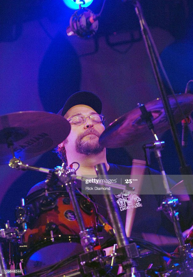 cloudracr's tweet photo. How I will miss you. Go make music with Mikey. #wsp #paniceveryday https://t.co/PmfilkmSDB