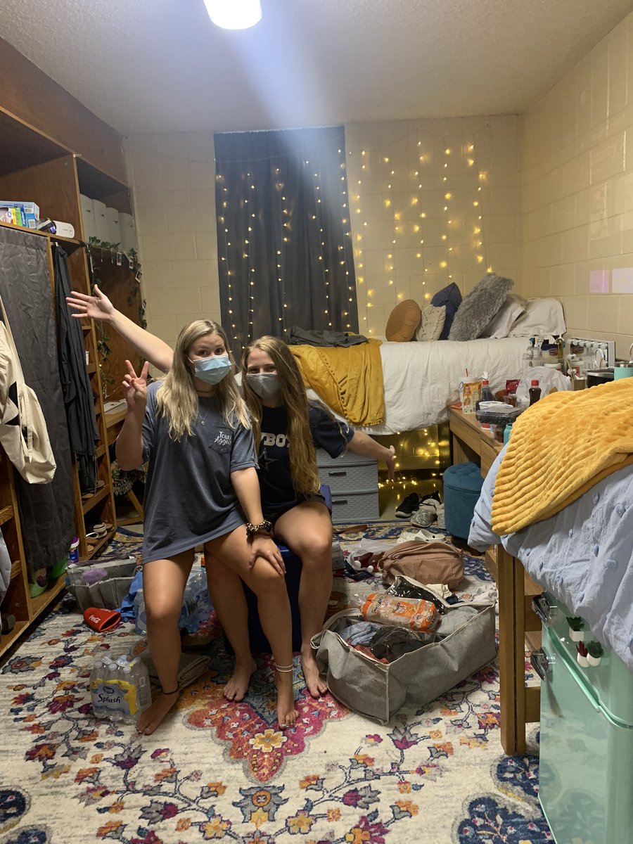 ladyrangervb's tweet photo. Move in day!! Welcome Home Lady Rangers! #RCVB2020 https://t.co/0QeBSBoI07