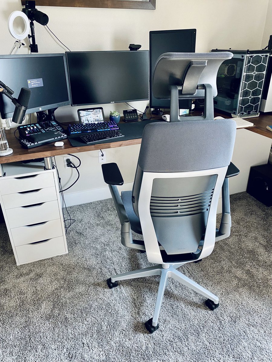steelcase on twitter "that´s our gesture chair with a