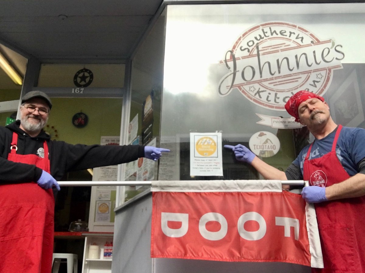 Just a friendly reminder to help us keep 2M spacing both outside and inside JSK (as per updated Level 2 guidelines for takeaways). That’s 10 burrito/quesadilla lengths, or one Paul-to-Matt length. Your choice! 😂