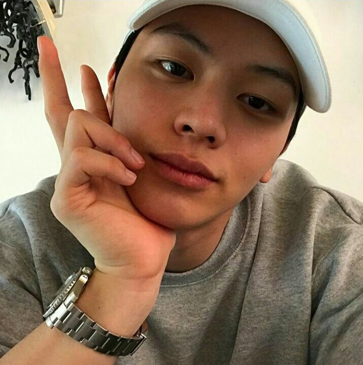 «30 Day Bias Challenge»D-2 - Bias' Selca #SUNGJAE  #성재  #BTOB  #비투비