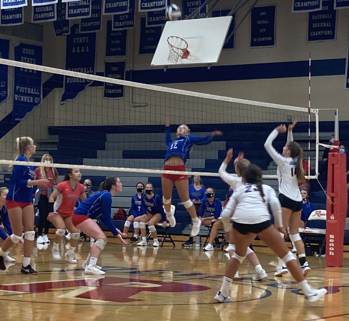 IndySeth's tweet photo. Those vertical training sessions at @BeastPerforman1 are paying off!  Great team win tonight against Carmel. @claire_2024 https://t.co/EeqpNZmFdm