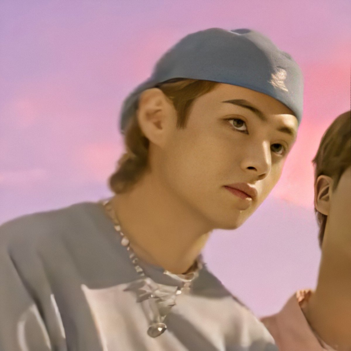Bts V News In Case You Needed Newtro Fashion Taehyung In A Fitted Cap Worn Backwards To Help You Through The Day Here He Is In What I Hope Looks