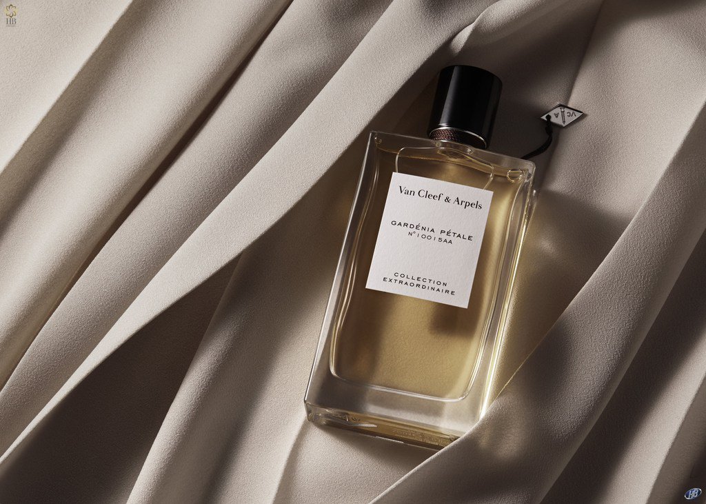 Gardenia Petale, by Van Cleef &amp; Arpels !
عطریست با رایحه جذاب برای خانم ها.
#hbperfumes #vancleefperfumes