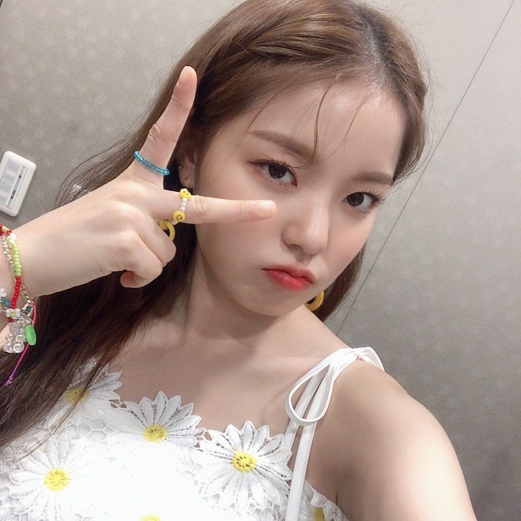 [200820]

Rothy, 12.00 (TS) Mnet’in M! Countdown “Studio M”'inde  görünecek. İzlemeyi unutmayın!