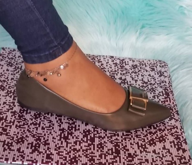 ShoesHubUganda's tweet photo. #shoesaddict #shoeslovers #shoesforsale #shoestyle 
Call Or WhatsApp 0753844635
We have Free delivery with in Kampala for more than 2 pairs.
.
.
#kampala #eastafrica  #instauganda  #uganda #shoesuganda #ShoesHubUganda #ugandafashion #ugandanews #YagalizzaMunno https://t.co/ir2vnM1ycJ