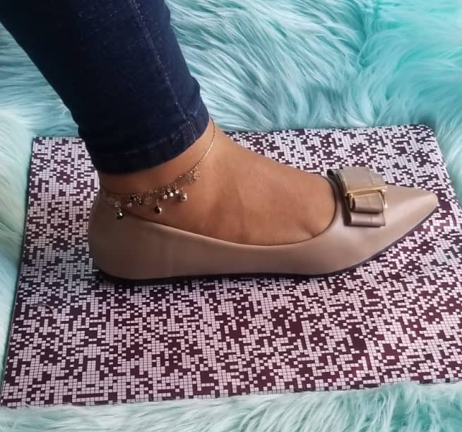 ShoesHubUganda's tweet photo. #shoesaddict #shoeslovers #shoesforsale #shoestyle 
Call Or WhatsApp 0753844635
We have Free delivery with in Kampala for more than 2 pairs.
.
.
#kampala #eastafrica  #instauganda  #uganda #shoesuganda #ShoesHubUganda #ugandafashion #ugandanews #YagalizzaMunno https://t.co/ir2vnM1ycJ