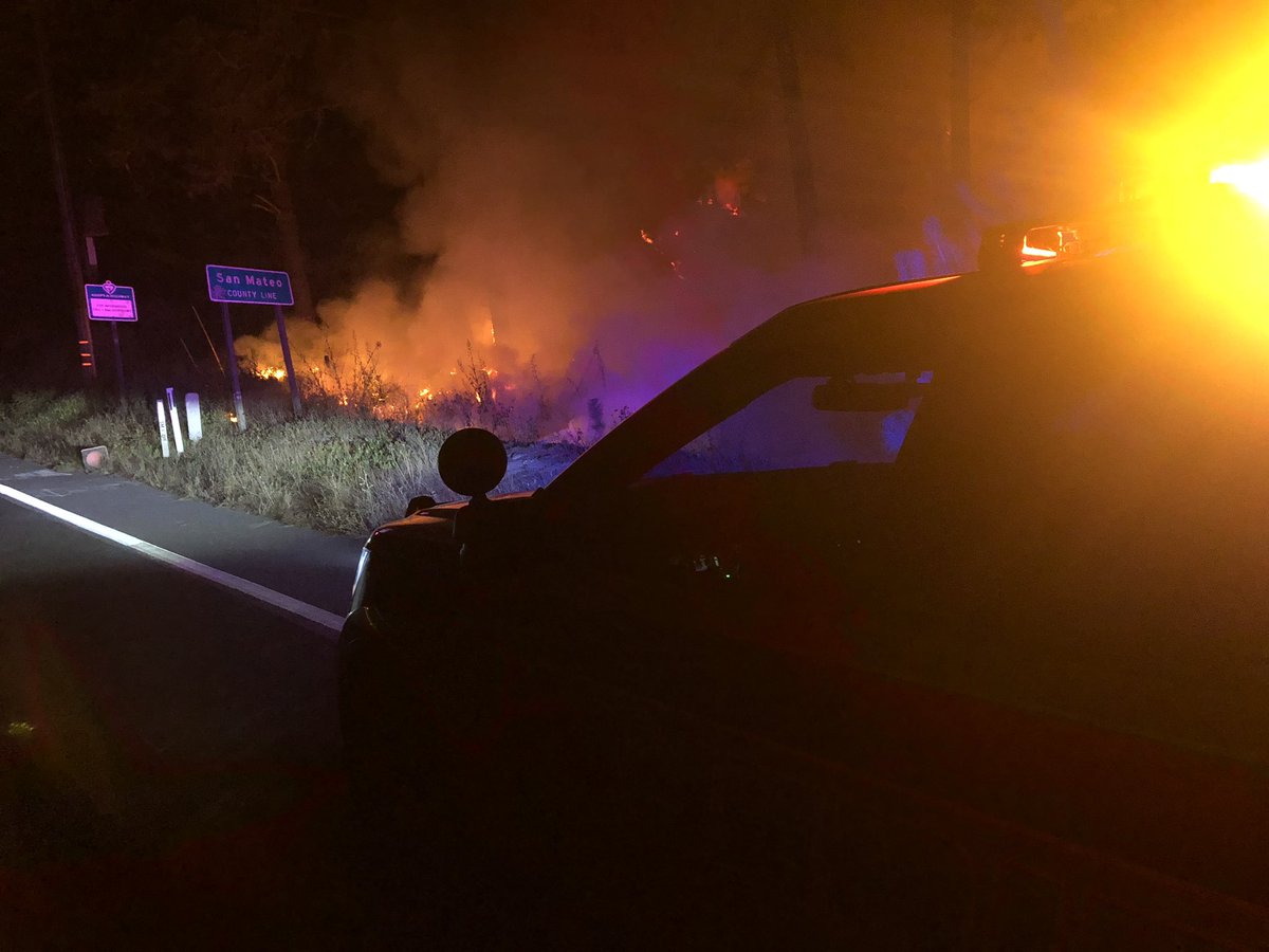 SMCSheriff's tweet photo. 🔥We are working as quickly as we can w/ @CALFIRECZU w/ limited resources. Our desires are to protect as much as we can w/ lives being the most important.
For fire updates: https://t.co/P4ruSigfX1 or https://t.co/EMOQ8UkFEm
A news release from Cal Fire should be coming shortly. https://t.co/RHIgIXqZiF