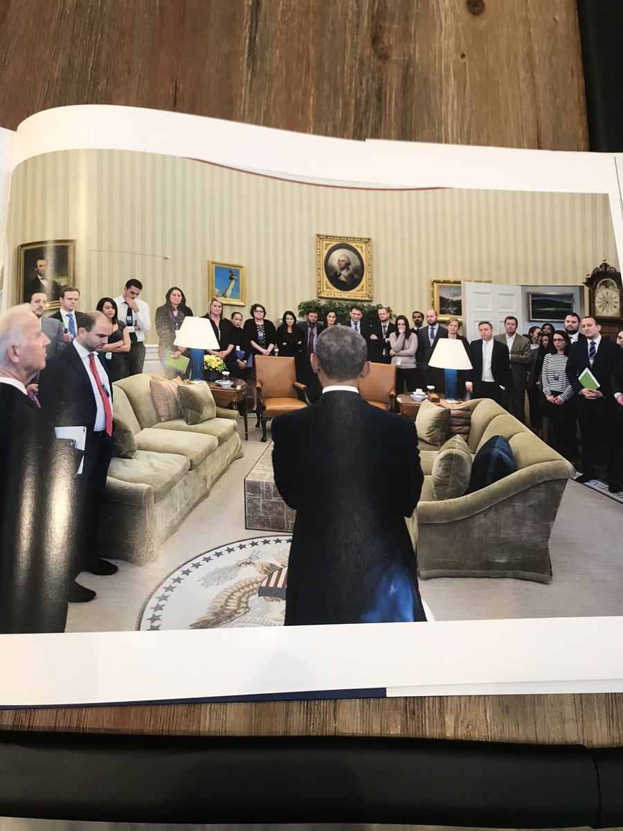 Here’s that moment, captured by Pete Souza.